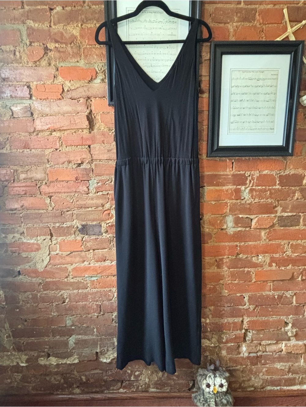 LOFT Black Sleeveless V-Neck Wide-Leg Jumpsuit - Picture 3 of 9